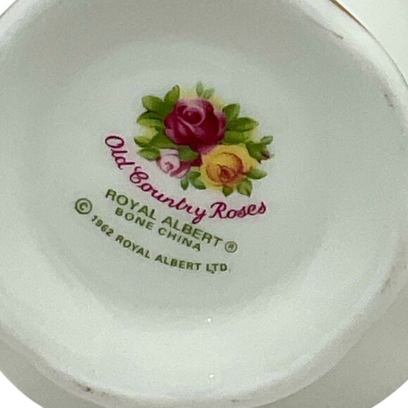Vintage Royal Albert Old Country Roses Bone China Creamer Pitcher England - Picture 9 of 9